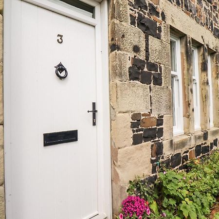 Whinstone Bamburgh Villa Exterior photo